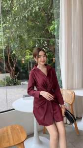 เดรสเชิ้ตทวิสหน้า มีสมอคหลัง เนื้อผ้าซาตินโมนิก้า ป้าย VERA