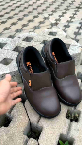 BIMEXS LEATHER - SEPATU SAFETY SLIP ON SAFETY PELINDUNG UJUNG BESI COKLAT HITAM