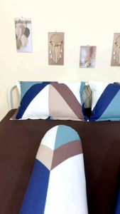 Sprei Kaos Confetti Karet Keliling + Sarung Bantal Guling Katun Motif Visor