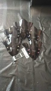 Paket Visor Windshield Vixion R NVA Plus Baut Plus Breket Plat Nomor Depan Vixion.