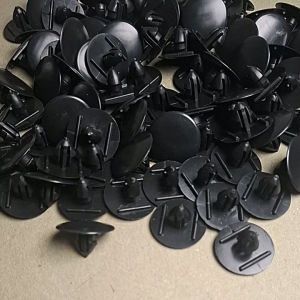 Klip kancing peredam kap Mesin Avanza Xenia Rush Terios Innova Agya