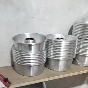 Loyang Tulban 18 cm/Loyang Tulban/Loyang Bolu/Loyang Press/Loyang Bolu Tulban/Cetakan Bolu/Loyang Kue Bolu/Loyang Bolu Teflon/ Cetakan Kue Bolu/Loyang Bolu Press/Loyang Dan Cetakan Kue/Loyang Tulban Anti Lengket/Loyang Bolu Anti Lengket