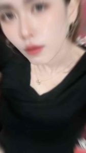 ( Twin Pack ) Garnier Bright Complete Face Wash 100ml x 2 Pcs ( Light Complete )