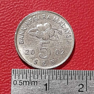 Koin Malaysia Koleksi kuno Jadul 5 sen Kecil Tahun 2002 BEKAS/ BERSIH