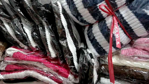 Atasan Rajut Blouse Regina Lengan Panjang: Nyaman dan Elegan