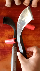 มีดกรีดยาง ทรงงูเห่า ร่อง60° ยังไม่ลับคม