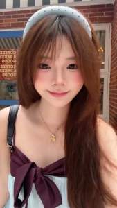 Set đồ nữ xinh xắn gồm áo babydoll chất Voan Tơ mỏng thiết kế thắt nơ ngực phối chân váy bi ngắn
