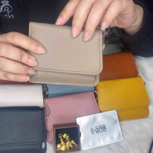 BYB กระเป๋าสตางค์ใบสั้น พร้อมส่ง หนังนุ่มสุด กระเป๋าสตางค์ ครบ 1688