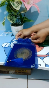 BUKU YASIN COVER BLUDRU EMBOS EMAS ISI 128 HALAMAN free siku pita kantong tile.