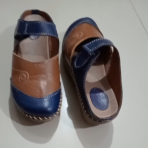 Sandal Kulit: Nyaman, Elegan, dan Casual