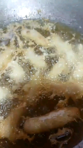 กล้วยเล็บมือนางอบขุบแป้งทอดอร่อยมากๆ ยี่ห้อทานอร่อย สะอาด อร่อย ถูกหลักอนามัย