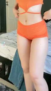 เสื้อครอบ เสื้อครอบท็อป เสื้อครอบเอวลอย เสื้อเอวลอย เสื้อไปเท่ว เสื้อสายฝอ เสื้อฟิตเนส เสื้อออกกาย เสื้อวินเทจ เสื้อผ้าแฟชั่น ผู้หญิง เสื้อผ้าแฟชั่น