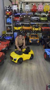 Np Toys รถแบตเตอรี่เด็ก รถเด็กนั่ง ทรงออดี้ (ขนาด2มอเตอร์) บังคับวิทยุด้วยรีโมทและขับธรรมดา No.888