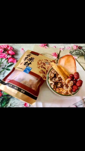 Canh Đặc Biệt ( Gồm Bào Ngư  Sò Biển Bóng Cá  Bông Trùng Thảo  Nấm  Táo Đỏ ...)