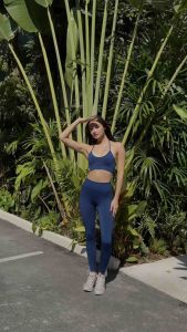 Elevate Seamless Leggings กางเกงเลกกิ้งขายาว เน้นก้น เอวสูง