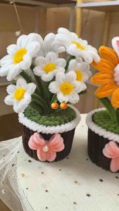 กระถางลวดกำมะหยี่ ของขวัญวันแม่ ของปัจฉิม กระถางดอกทานตะวัน ลวดกำมะหยี่ สวยมากก