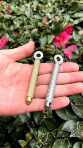 Tua vít titanium edc M2 dạng cần lắc đa năng cực đẹp