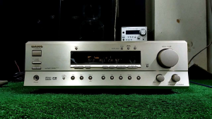 แอมป์onkyoรุ่นTX-DS494จากตู้ญี่ปุ่นมือ2 ใช้ไฟ100 ส/ก/ย/15/43.5/33.5/cm. อุปกรณ์ภายในสวยสดใหม่ใช้ได้อีกยาวนาน เสียงออกครบทุกช่องตามคลิป ร่องรอยน้อยนิด ปกติมือ2รวมสวยส่วนใหญ่ ไม่เคยใช้ในไทย เอาต์พุตพิกัด 70Wx5ch (6 Ω 1 khz THD0.1%) 55Wx5ch (8 Ω 20 เฮิร์ต