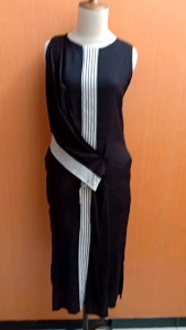 midi dress wanita hitam EUNOIA cewek M kutung bodycon garis