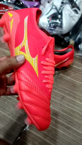 ฟุตบอล สินค้าตรงปก 100% ฟรี ดันทรง กล่อง 2-3 วัน ไม่ได้ยินดี กล่องใช้เวลาเดินทาง