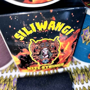 Gelasan SILIWANGI kite string box bonus pelindung jari