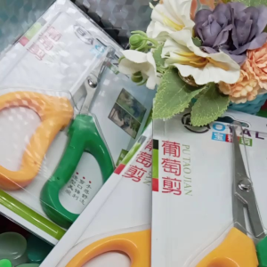 Kéo 2 màu siêu nhẹsiêu bén(lực cắt rất nhẹ cắt được vật có kích thướt lớn)✂️🥭🍎🍒🍊🫰