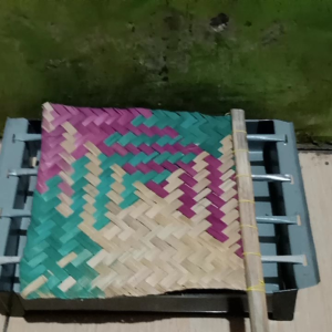 panggang sate trbuat dri logam besi kalerbon