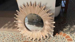 กระจกติดผนัง กรอบกระจก ทำจากแท่งไม้ ไม้ไมยราพ สีธรรมชาติ แต่งผนัง ทรงกลม มินิมอล 60x60x1.5cm งานทำมือ ของแต่งบ้าน Wood Stick Round Wall Mirror