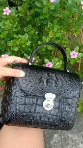 Túi đeo chéo đeo vai cho nữ sang trọng