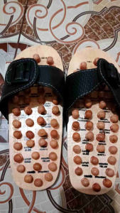 Sendal Rematik & Kesehatan: Solusi Aktivitas Sehari-hari