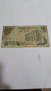 100% Authentic (No Fake Item) rare vintage 1955 Vietnam 10 Đồng note *Actual photo taken from album not AI photo * Condition as shown in picture *Catalogue #ssn viet 10 1955