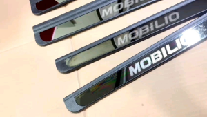 Sillplate Samping Mobilio 2014 2017 2023 2024 2025 2026 Black Chrome