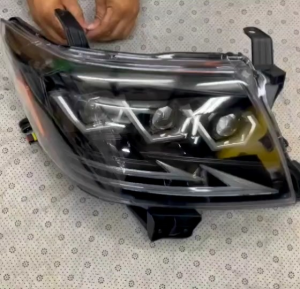 ไฟหน้า Vigo champ ปี2011 2012 2013 2014 laxus style V2 ไฟ led ไฟหรี่ ไฟเลี้ยว แบบวิ่ง