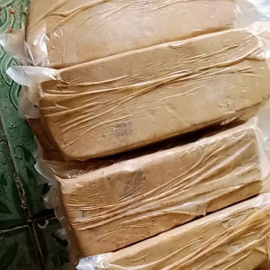 Tanah Liat dan Alat Seni Sekolah