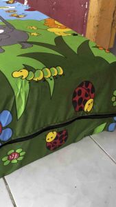 SARUNG KASUR RESLETING MOTIF JUNGLE NO.1 180x200 TINGGI 20cm