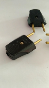 broco colokan listrik gepeng hitam steker kecil SNI COD