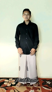 SARUNG BATIK MOTIF SARANG TAWON SARUNG DEWASA TINGGI SARUNG 120 CM LINGKAR SARUNG 220 CM SARUNG GLOYOR