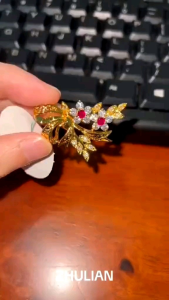 [BH5016] Zhulian Kerongsang Emas Saduran Anti Karat/ Gold Plated  Clips Brooch Jewellery