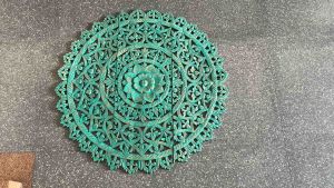 แผ่นไม้แกะสลัก ไม้สักแผ่น 90x90x1.5cm ติดผนัง 3 ชิ้น ลายดอกไม้  ขัดฟ้า แกะสลัก  Wooden mandala wood carving panel in blue wash in round shape 3pcs