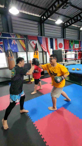 คอร์สเรียนแม่ไม้มวยไทย-สากล โรงเรียนมวยจิมมี่ The Jas รามอินทรา ชั้น 3