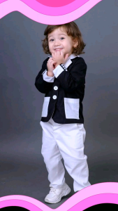 สูท2ด้าน ออกแบบพิเศษที่สามารถใส่ได้ทั้งสองด้านซื้อ1เหมือนได้2และสามารถใส่ได้ทั้งเด็กผู้ชายและเด็กผู้หญิง สินค้าส่งออก