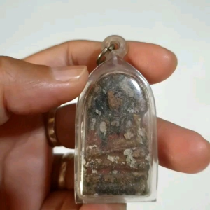 📣"พระเชียงแสน พิมพ์ปรกโพธิ์" USED