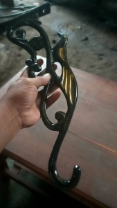 Gantungan Sangkar Burung Tempel Dinding