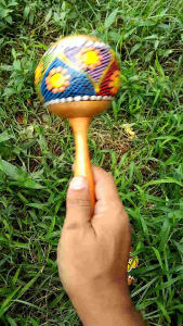 1 pcs alat musik tradisional marakas ukuran besar dan kecil