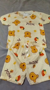 Setelan Anak Perempuan: Desain & Aksesoris