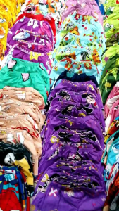 ขายกางเกงขาสั้นเด็กยกโหล 12 ตัว การสั่งตามเพศเด็ก 7-17 กก 70 วัตถุดิบ อายุไม่เกิน 7 ขวบ หรือส่วนสูงไม่เกิน 115 ซม