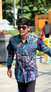 KEMEJA PREMIUM ABSTRAK TOSCA BATIK FLORIST