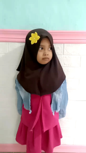 Jilbab anak perempuan jilbab seria bunga anak/jilbab anak 0-3 tahun/bahan spandek/kerudung anak seria bubga