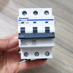 Át 3 pha Panasonic BD-63R C50