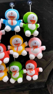 Terbaru Boneka Doraemon Warna Warni Gantungan Kaca Mobil Aksesoris Interior Mobil